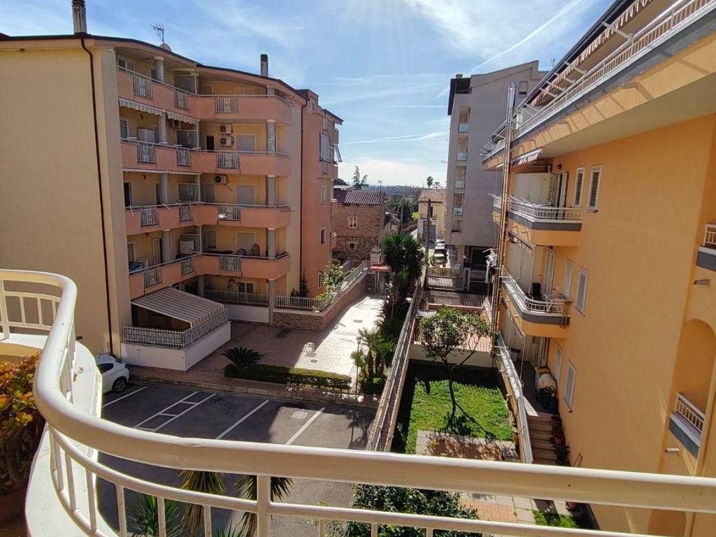 Appartamento a Caserta in Via Campania - Foto 4