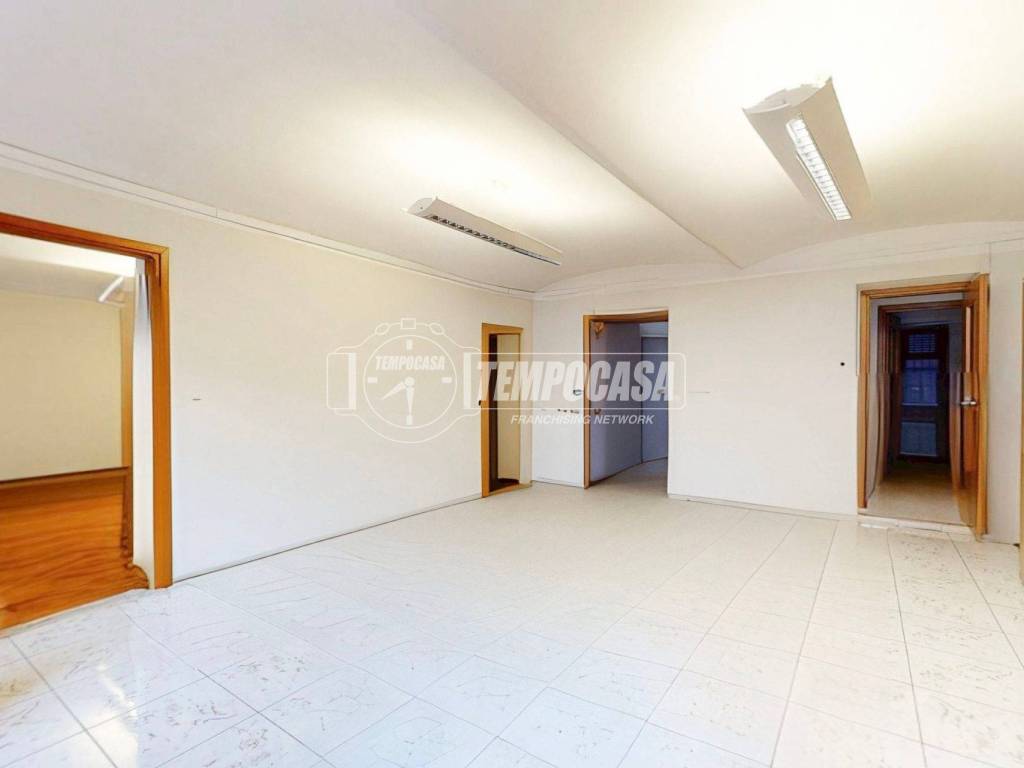 Appartamento a Orbassano in Via Roma 23 - Foto 3