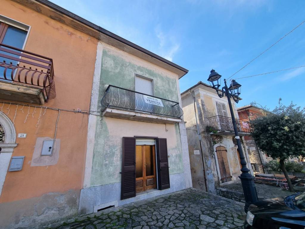 Appartamento a Montemiletto in Piazza Regina Elena - Foto 4