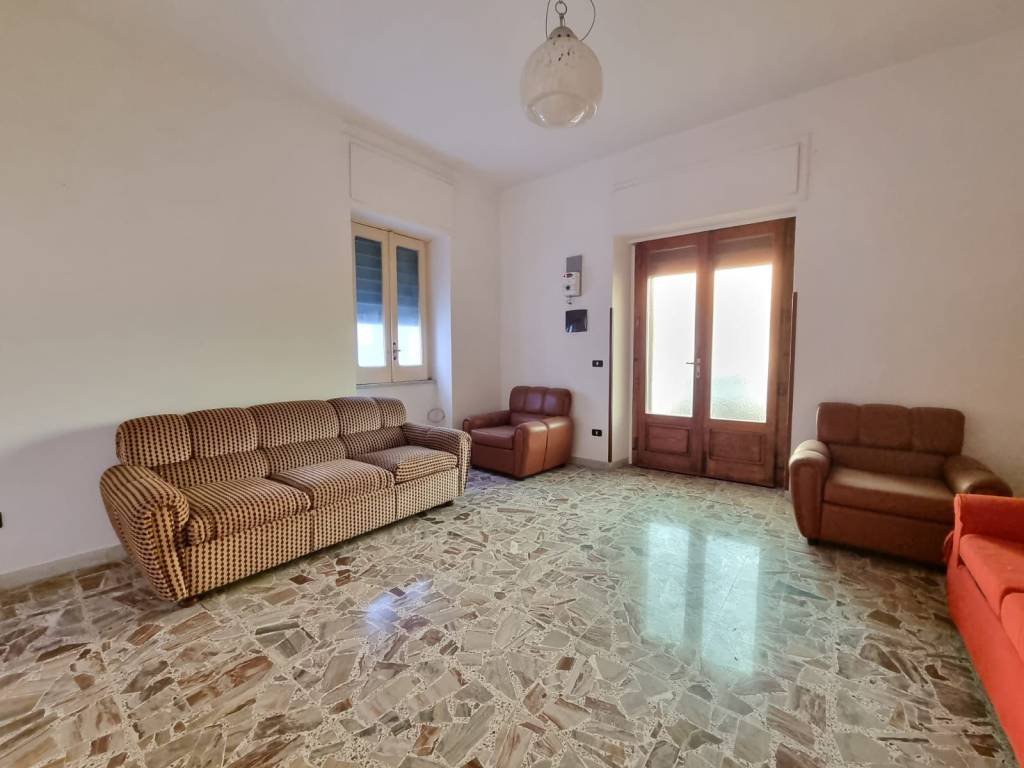 Appartamento a Montemiletto in Piazza Regina Elena - Foto 5