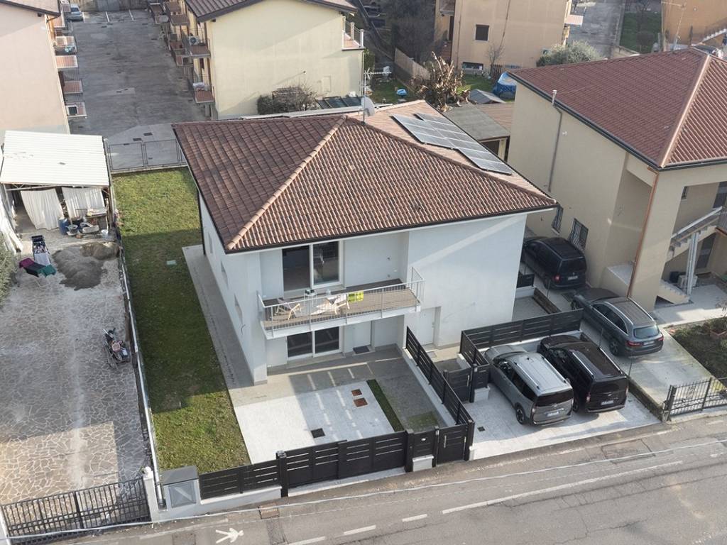 Villa a Torbole casaglia in Via John Fitzgerald Kennedy - Foto 5