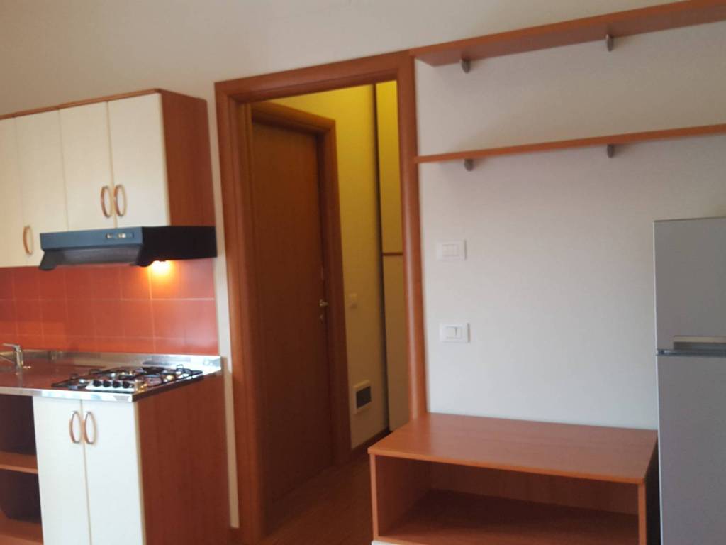 Appartamento a Modena in Via Ippolito Nievo, 89 - Foto 3