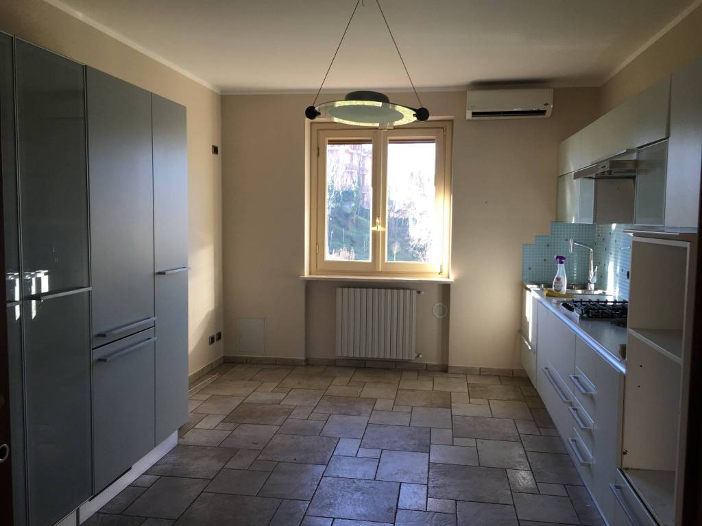 Appartamento a Chieri in Via della Fornace, 5 - Foto 3