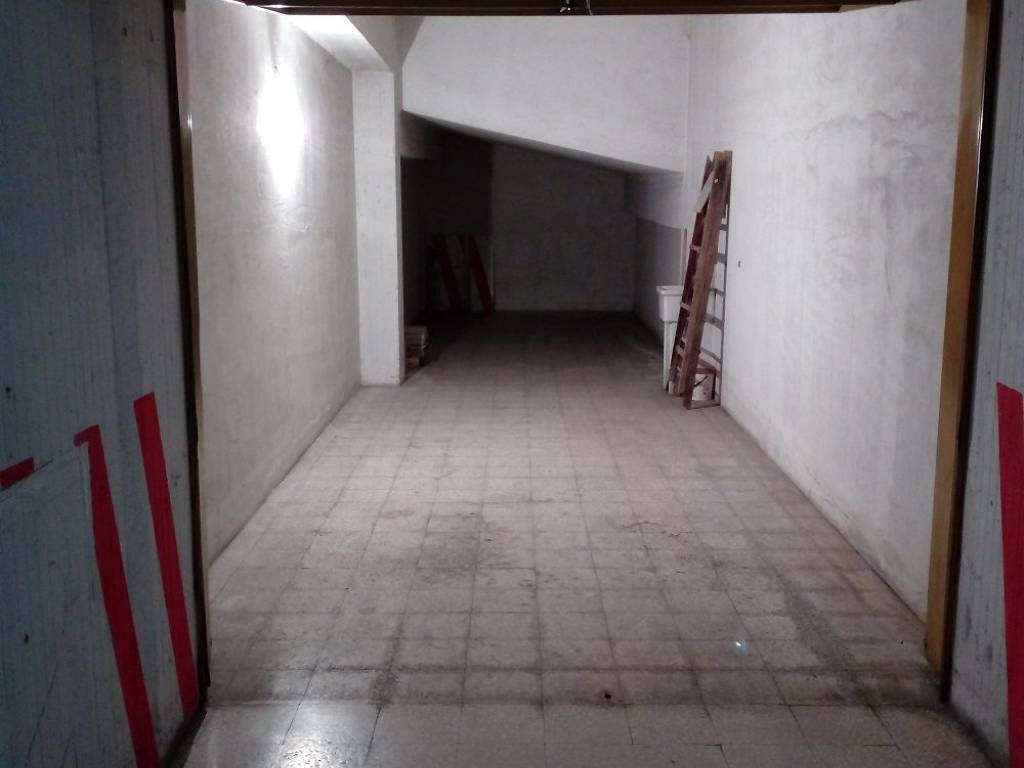 Box / garage a Foggia in Via Trieste - Foto 2