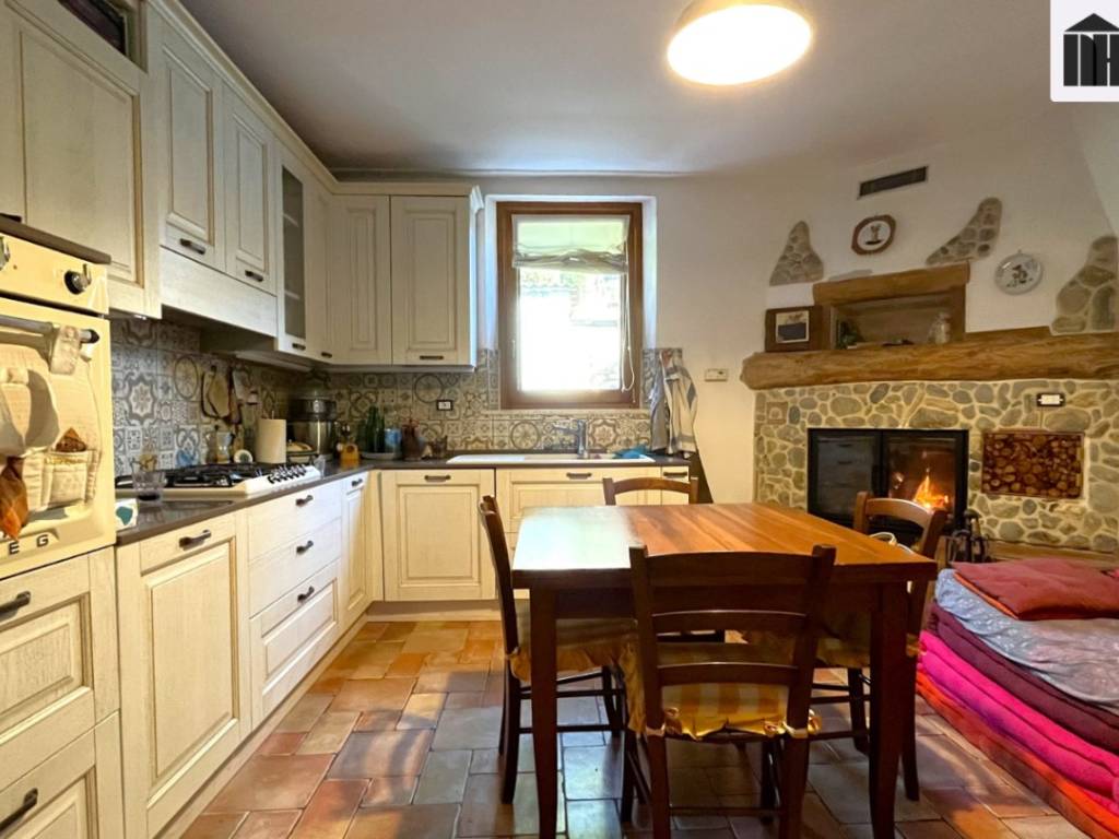 Appartamento a Montopoli in val d'arno in Via Santa Barbara - Foto 3