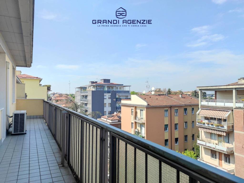 Appartamento a Parma in Via Augusto Migliavacca - Foto 2