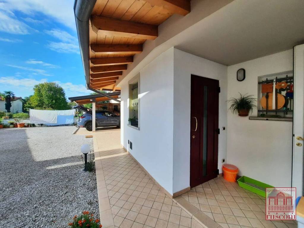 Villa a Fanna in Via Visinale, 26 - Foto 3