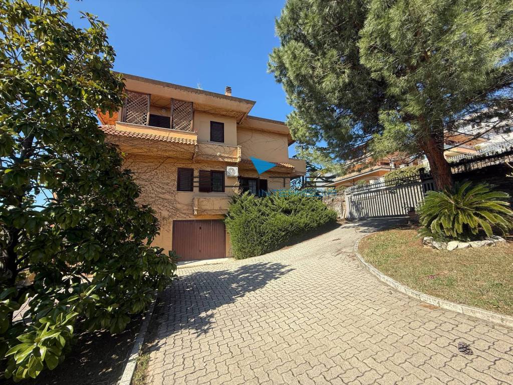 Villa a Pescara in Strada Vicinale Camerlengo - Foto 2