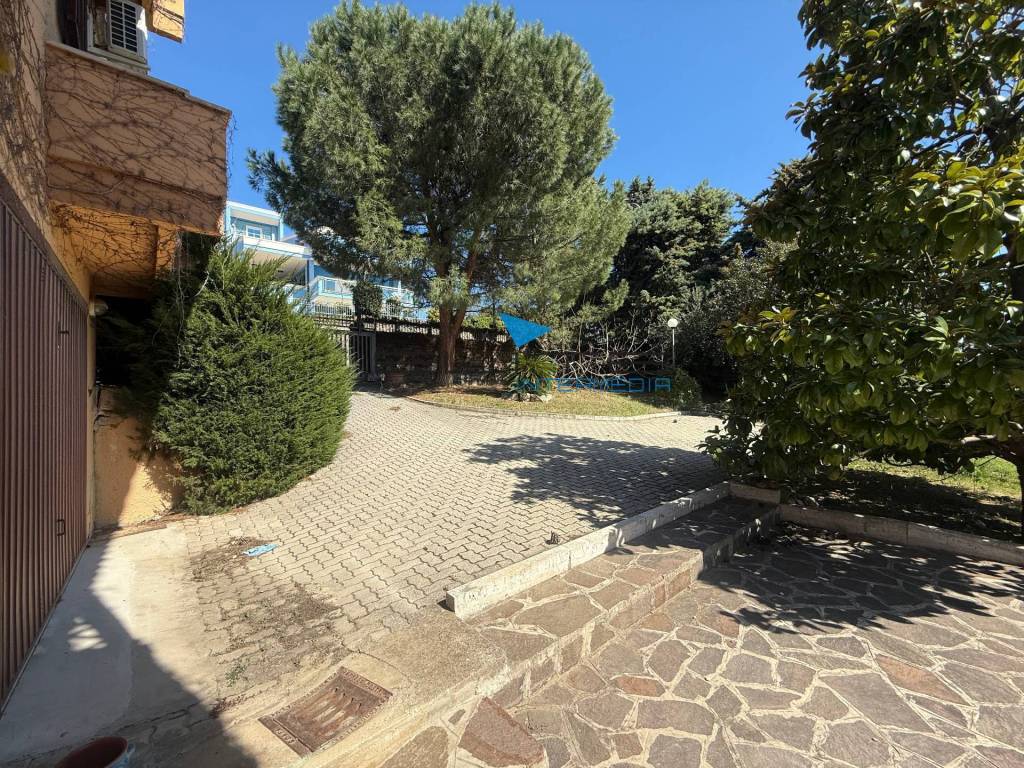 Villa a Pescara in Strada Vicinale Camerlengo - Foto 3