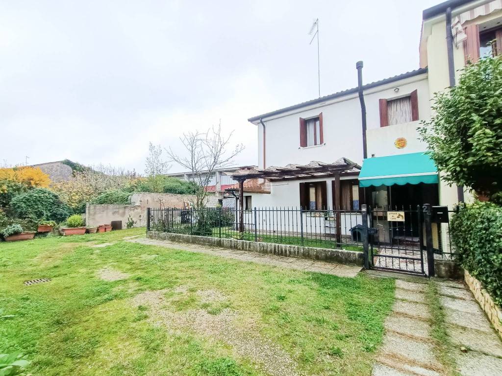 Villetta a schiera a Adria in Via Benigno Zaccagnini, 2 - Foto 3