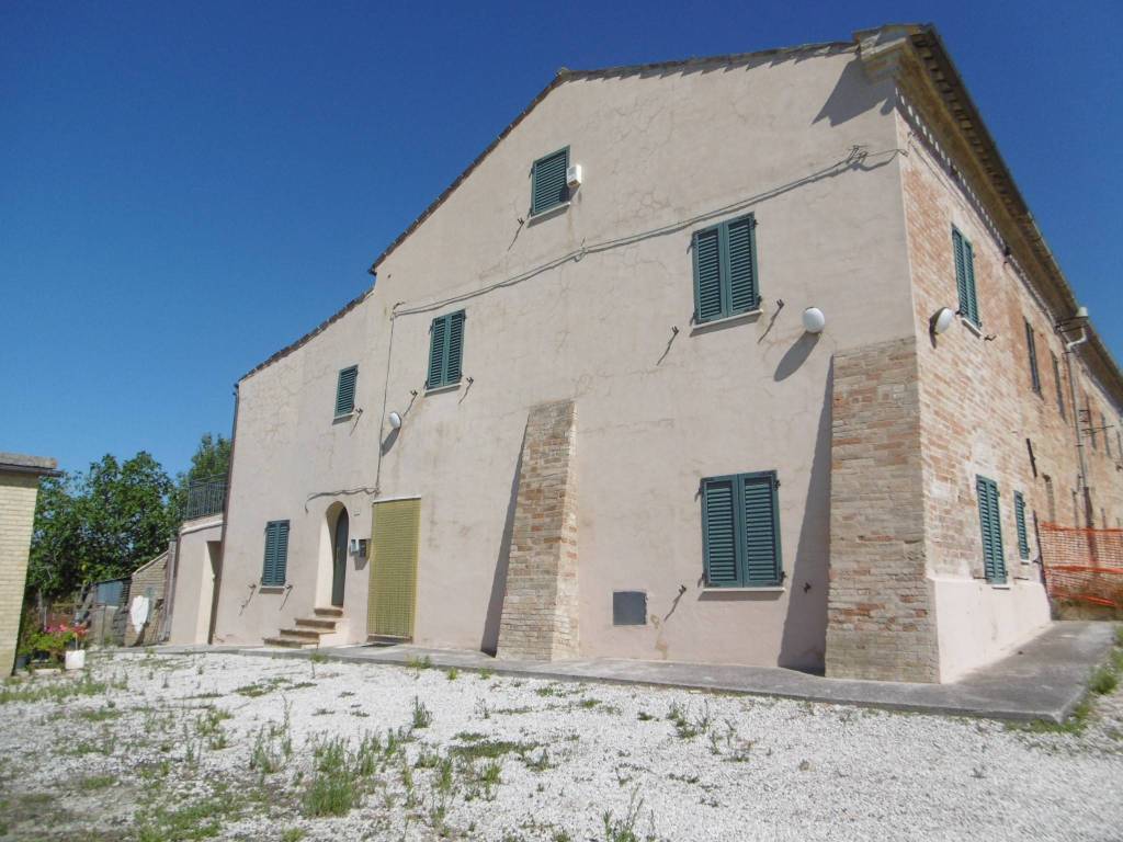 Casa indipendente a Monterubbiano in Contrada Poggio - Foto 2