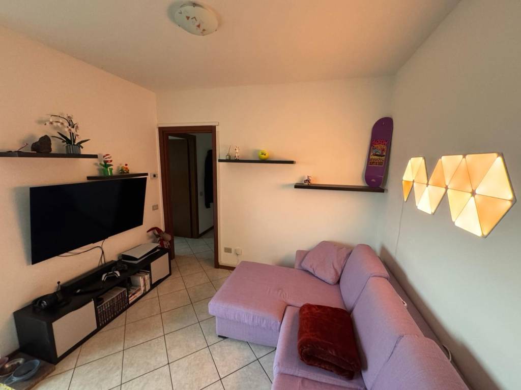 Appartamento a Dalmine in Via Enea Salmeggia - Foto 2