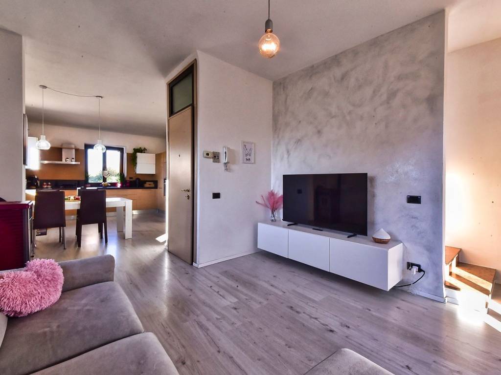 Casa indipendente a Limido comasco in Via Armando Diaz, 31 - Foto 3