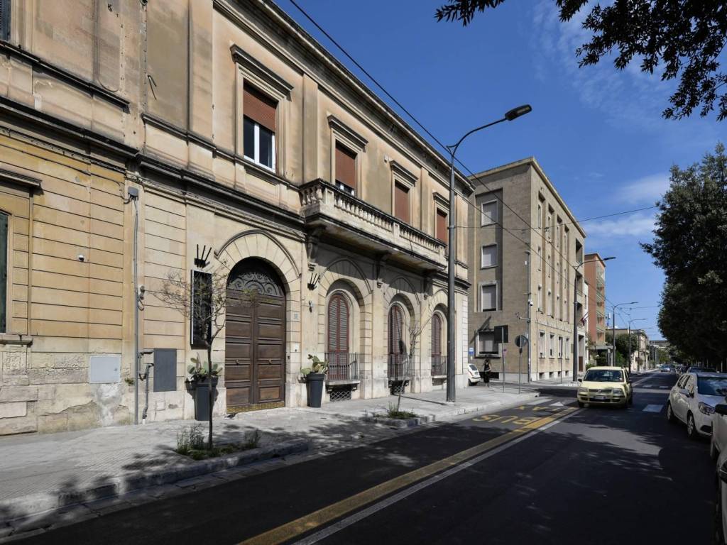 Palazzo / stabile a Lecce in Viale Oronzo Quarta, 21 - Foto 2