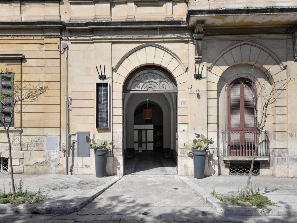 Palazzo / stabile a Lecce in Viale Oronzo Quarta, 21 - Foto 4