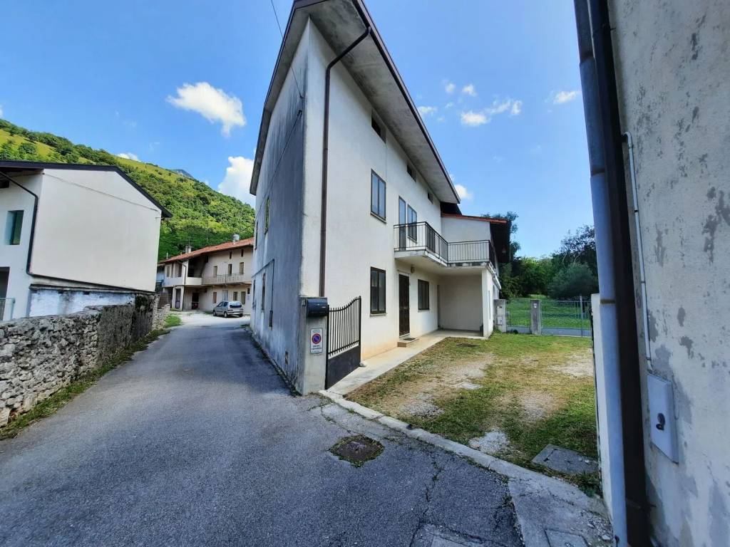 Villa a Montereale valcellina in Vicolo Francesco Cavallotti, 2 - Foto 3