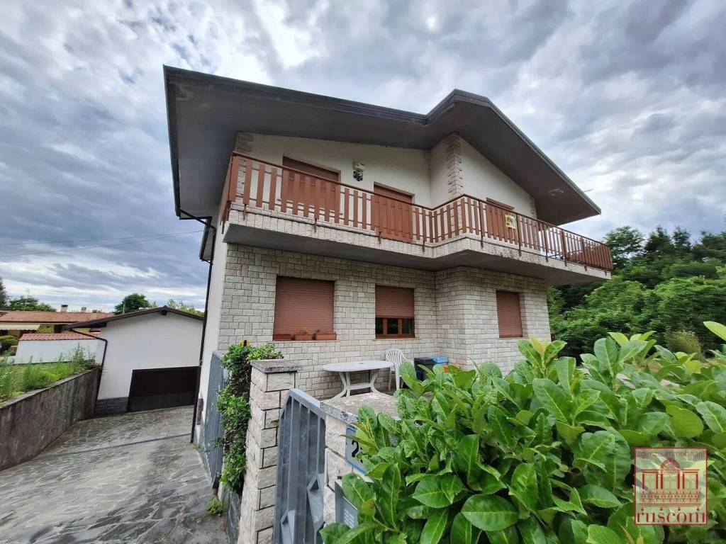 Villa a Meduno in Via Nuova, 22 - Foto 2