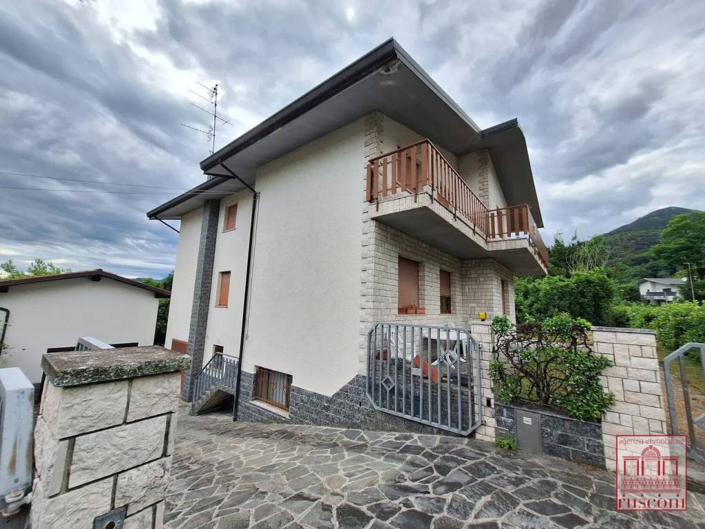 Villa a Meduno in Via Nuova, 22 - Foto 3