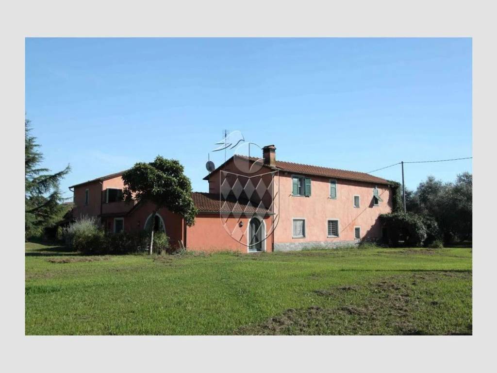 Villa a Sarzana in Area Residenziale Prima Periferia Bradia - Nave - San Michele - Foto 3