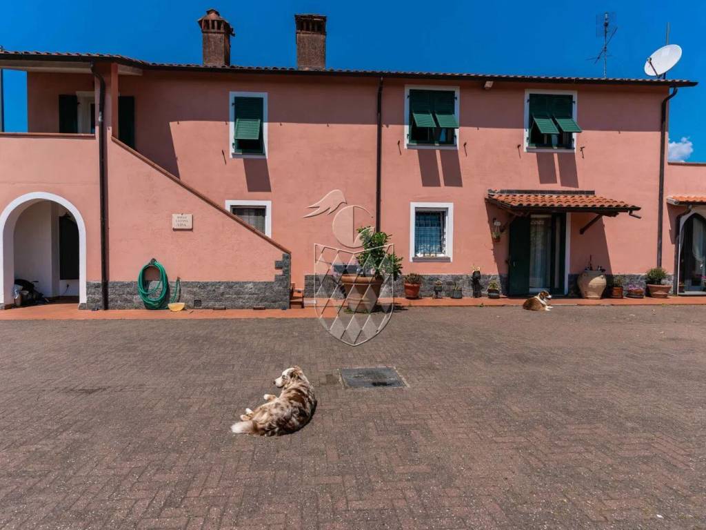 Villa a Sarzana in Area Residenziale Prima Periferia Bradia - Nave - San Michele - Foto 4