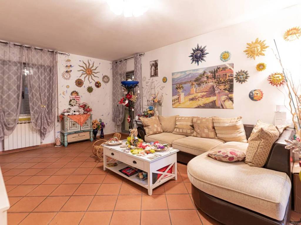 Appartamento a Sarzana in Via Nave - Foto 2