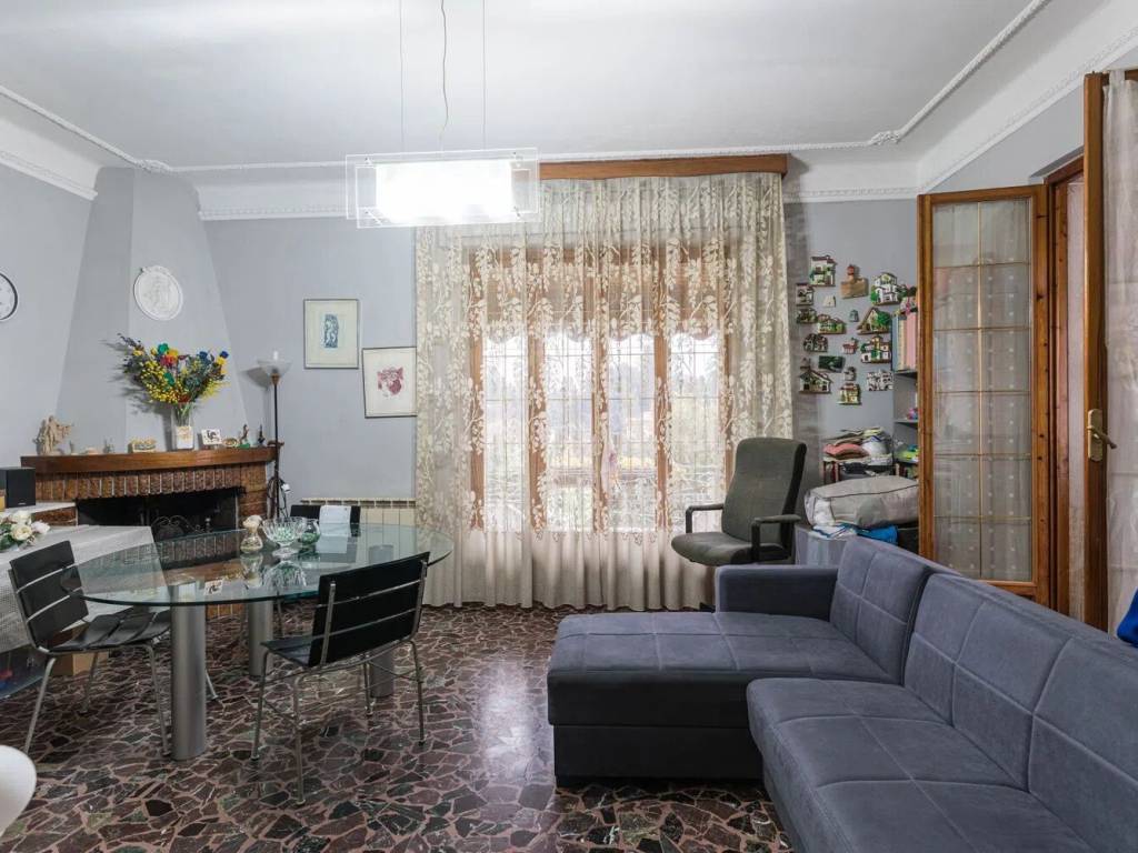 Appartamento a Sarzana in Paolo Diana S.N.C. - Foto 2