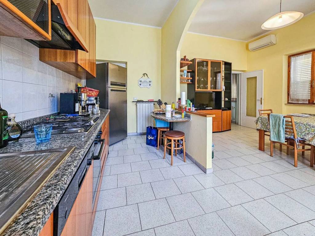 Villa a Castelnuovo magra in Via Gallico S.N.C. - Foto 4