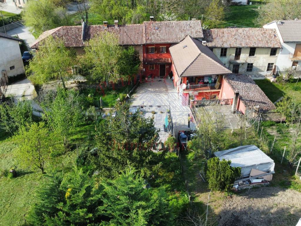 Rustico / casale a Castagnole delle lanze in Via Farinere, 6 - Foto 3
