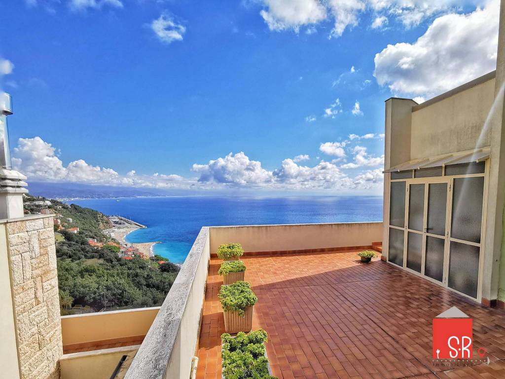 Appartamento a Bergeggi in Via degli Ulivi, 9 - Foto 2