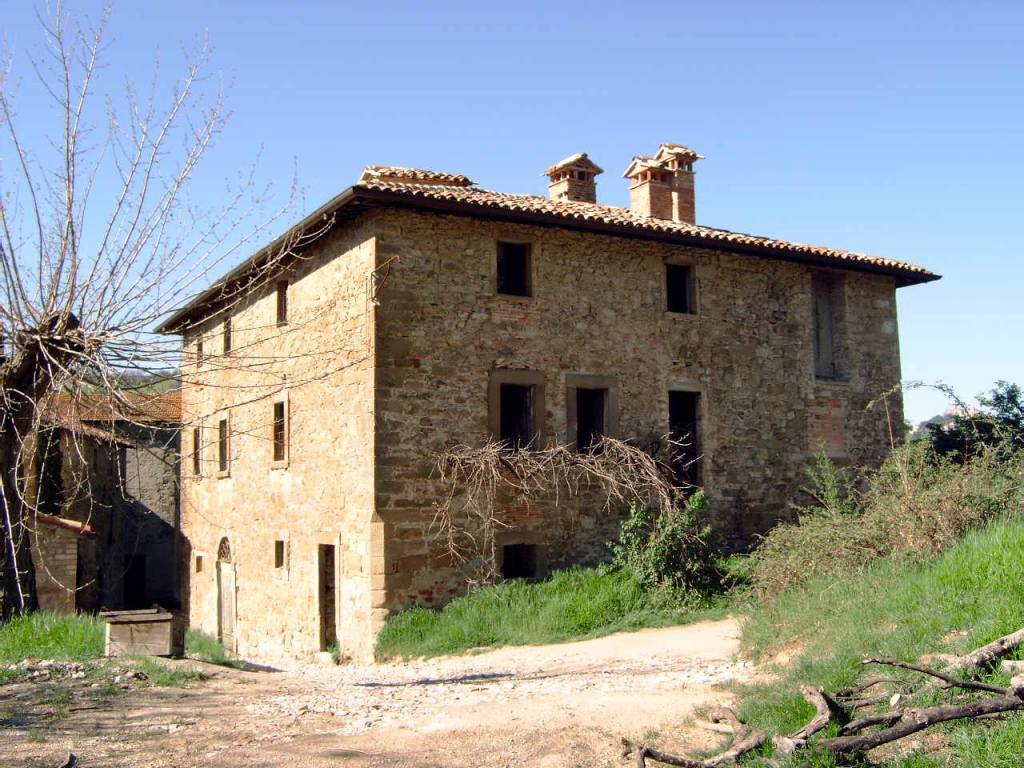 Rustico / casale a Monte santa maria tiberina in Via Circonvallazione - Foto 2