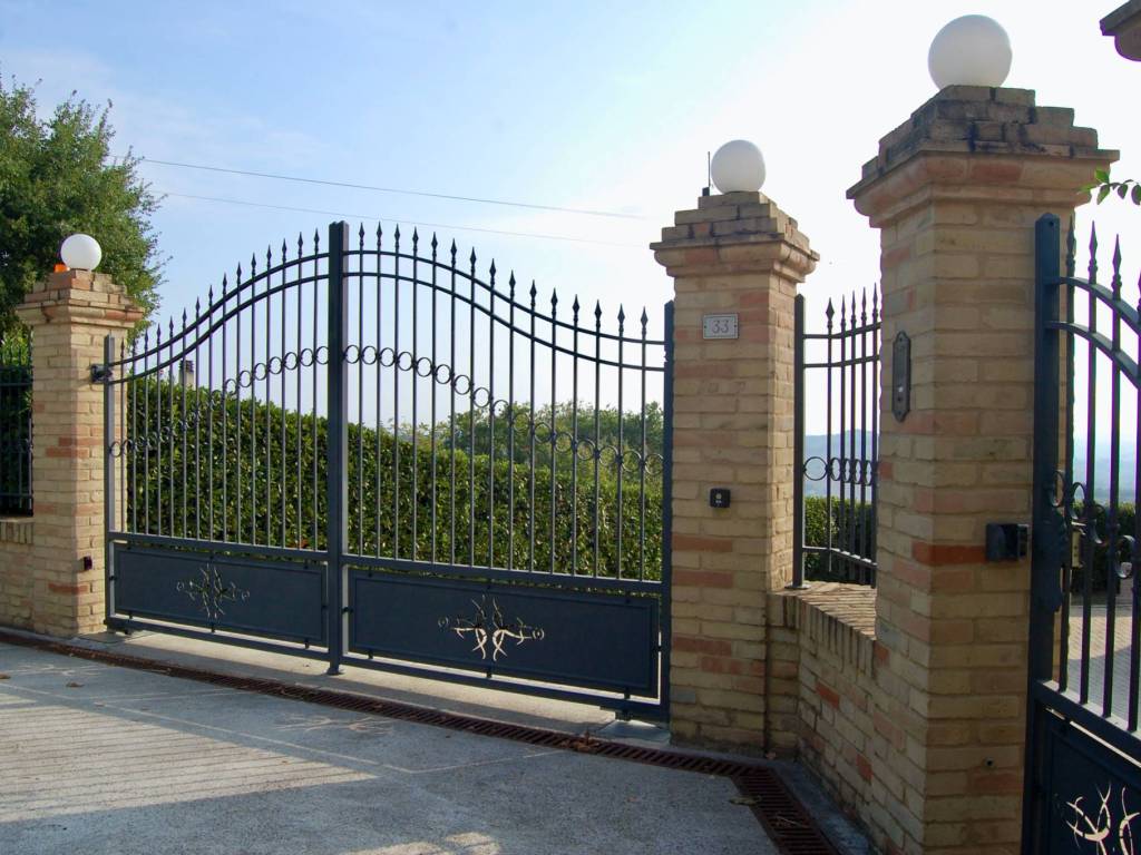 Rustico / casale a Loro piceno in Contrada Vignali Bagnere, 33 - Foto 2