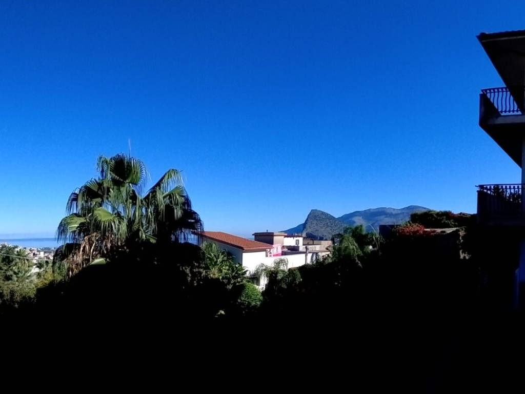 Villa a Carini in Via Francesco Cangialosi - Foto 3