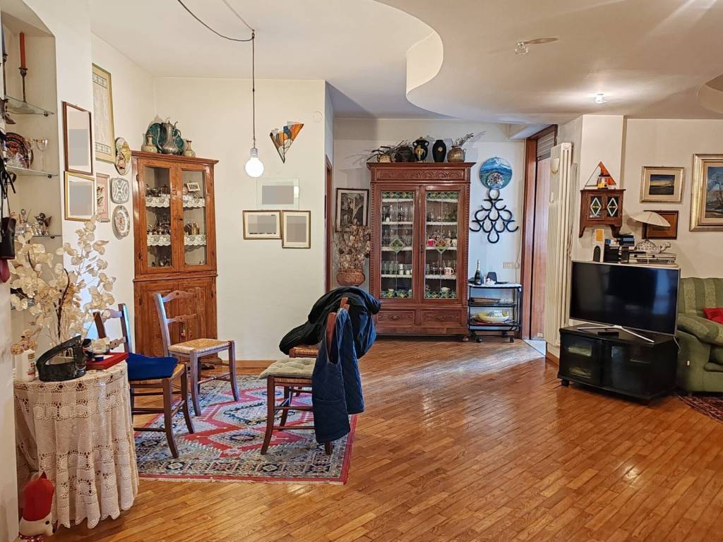 Appartamento a Pisa in Via Giuseppe Parini, 17 - Foto 2