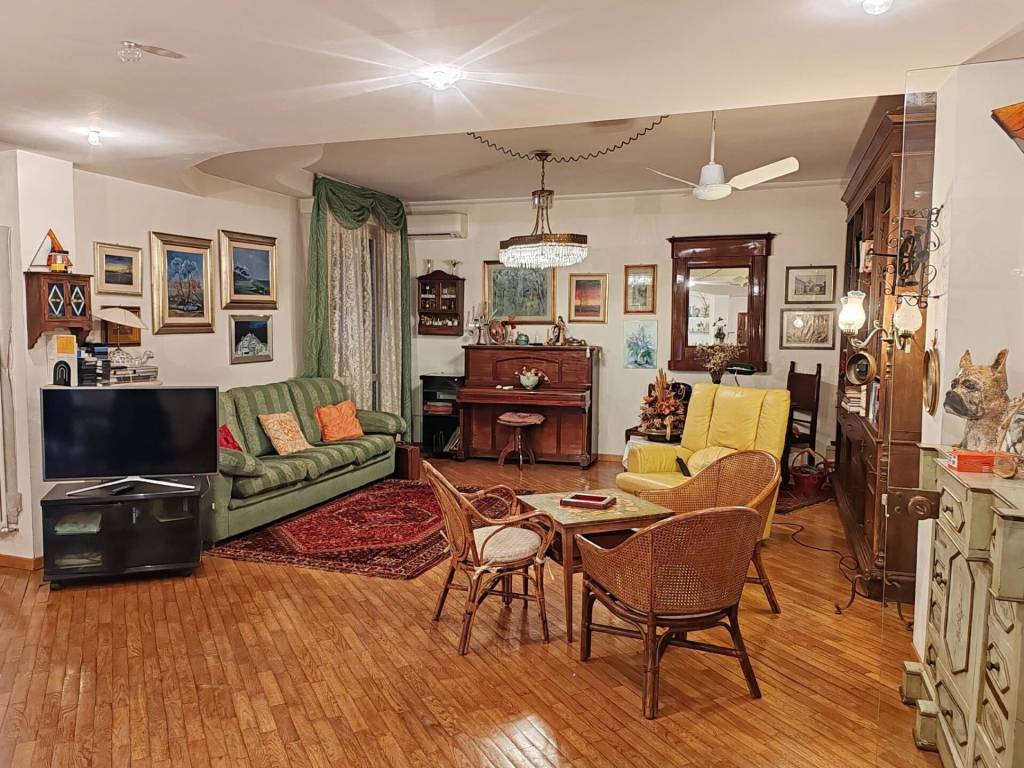 Appartamento a Pisa in Via Giuseppe Parini, 17 - Foto 3