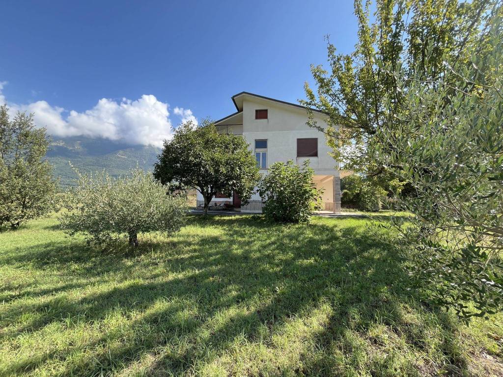 Villa a Alvito in Via Colle Ferrugola - Foto 2