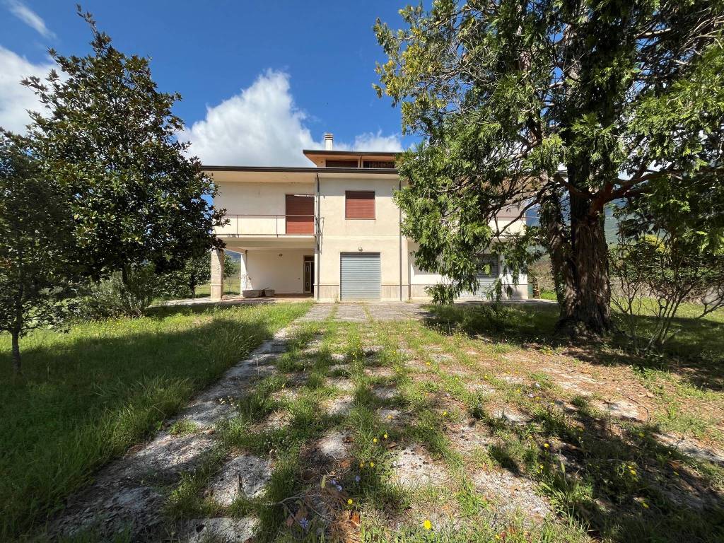 Villa a Alvito in Via Colle Ferrugola - Foto 4