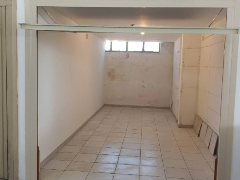 Box / garage a Mortara in Corso Giovanni Josti, 19 - Foto 4