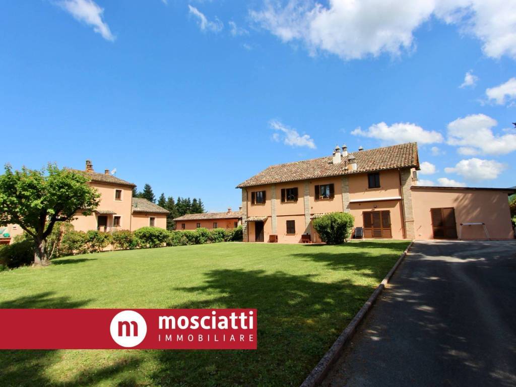 Rustico / casale a Matelica in Località Collina - Foto 2