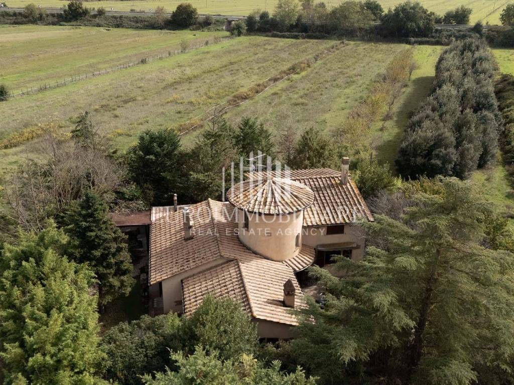 Villa a Castiglione del lago in Bv.Panicale Scalo - Foto 3