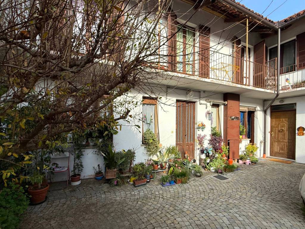 Casa indipendente a Bra in Via Parpera - Foto 2