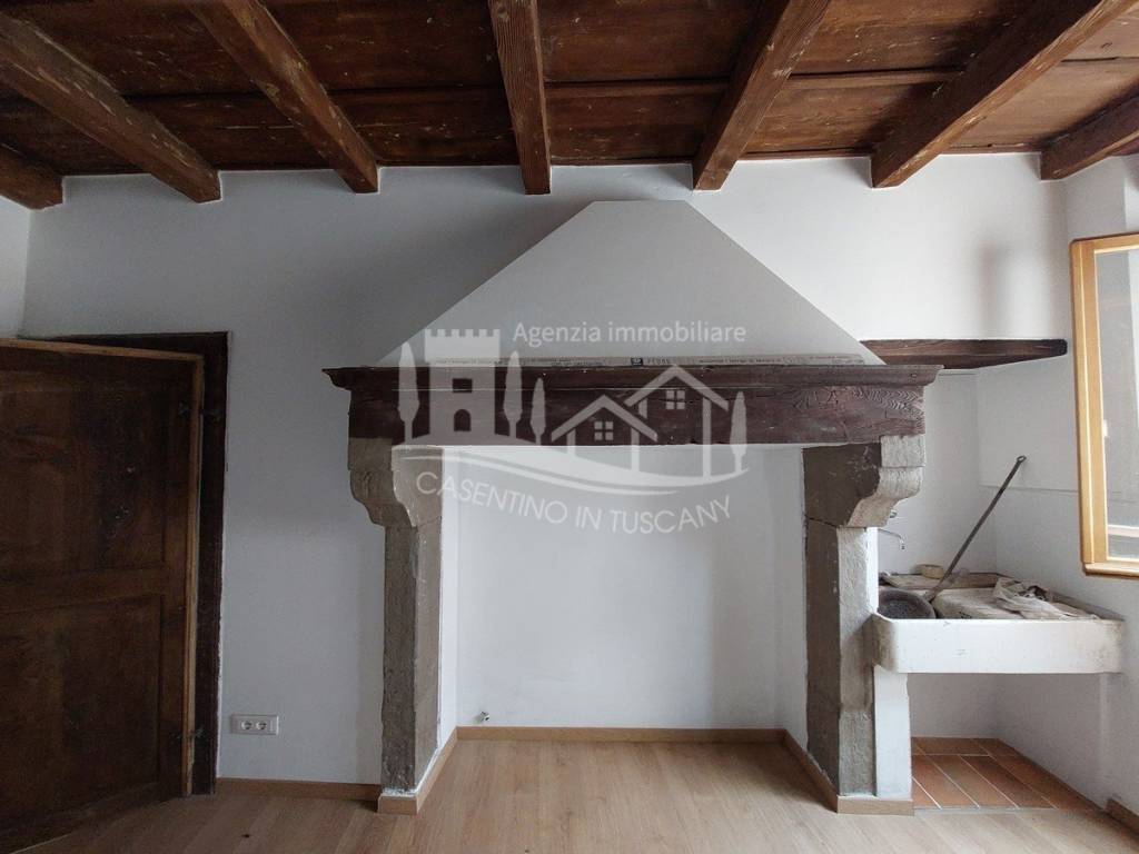Appartamento a Pratovecchio e stia in PIAZZA - Foto 3