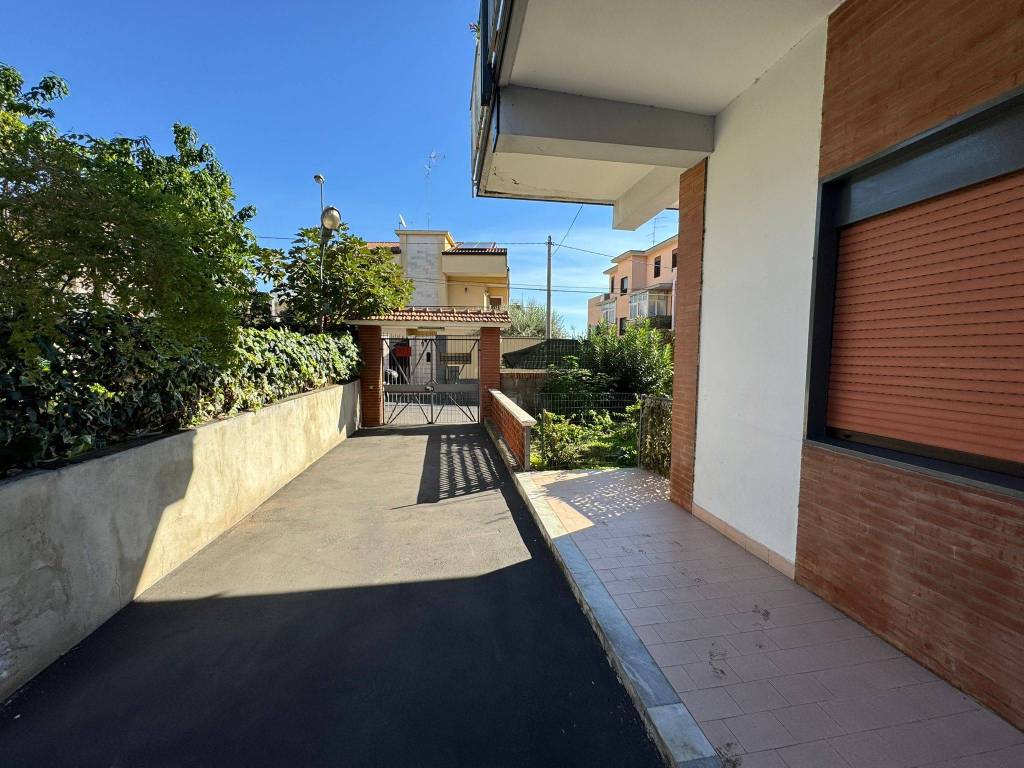 Attico / mansarda a Gravina di catania in Via A. Modigliani - Foto 3