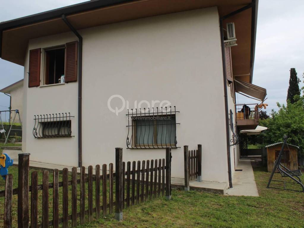Casa indipendente a Buja in Via Belvedere - Foto 2