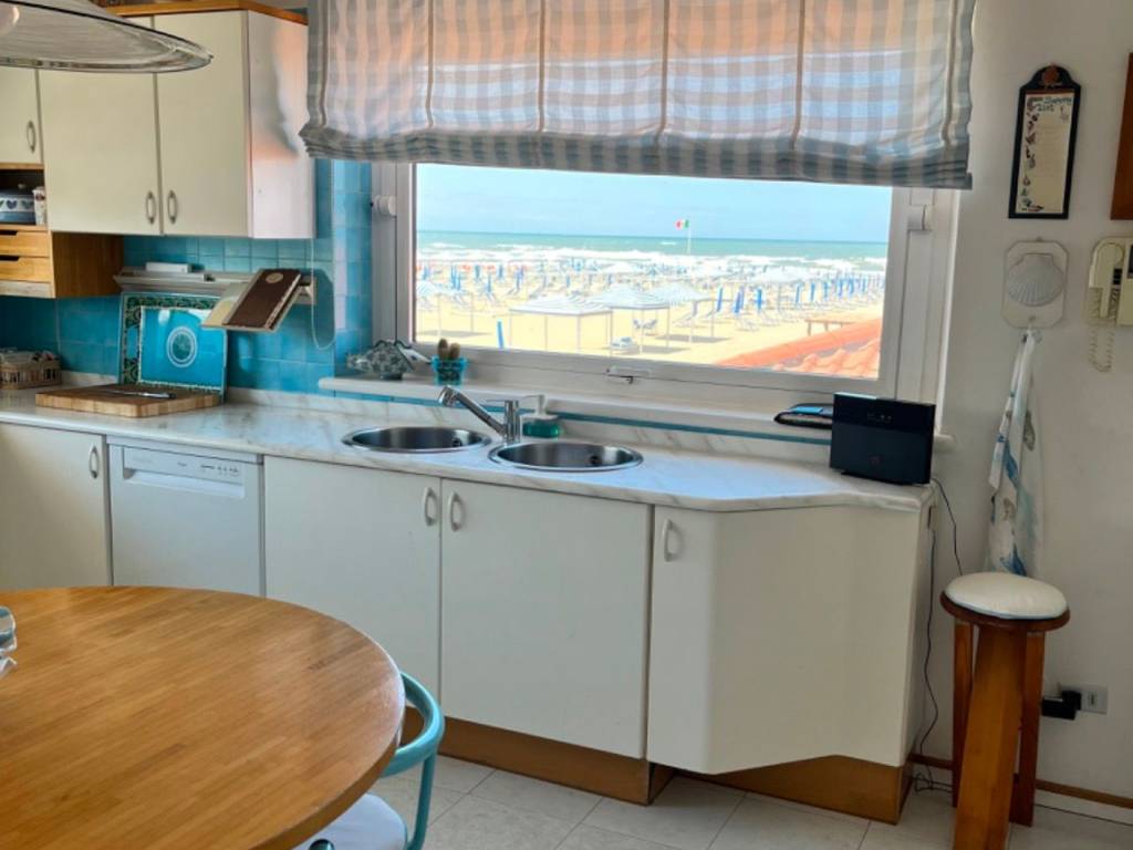 Attico / mansarda a Viareggio in Via Giuseppe Barellai, 54 - Foto 5