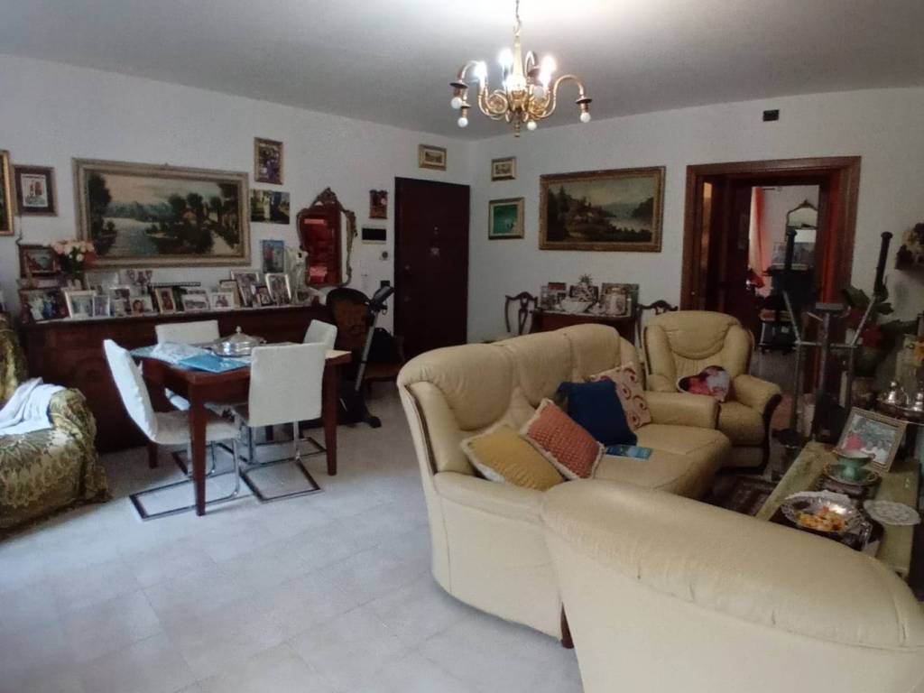 Appartamento a Recco in Via Roma, 266 - Foto 2