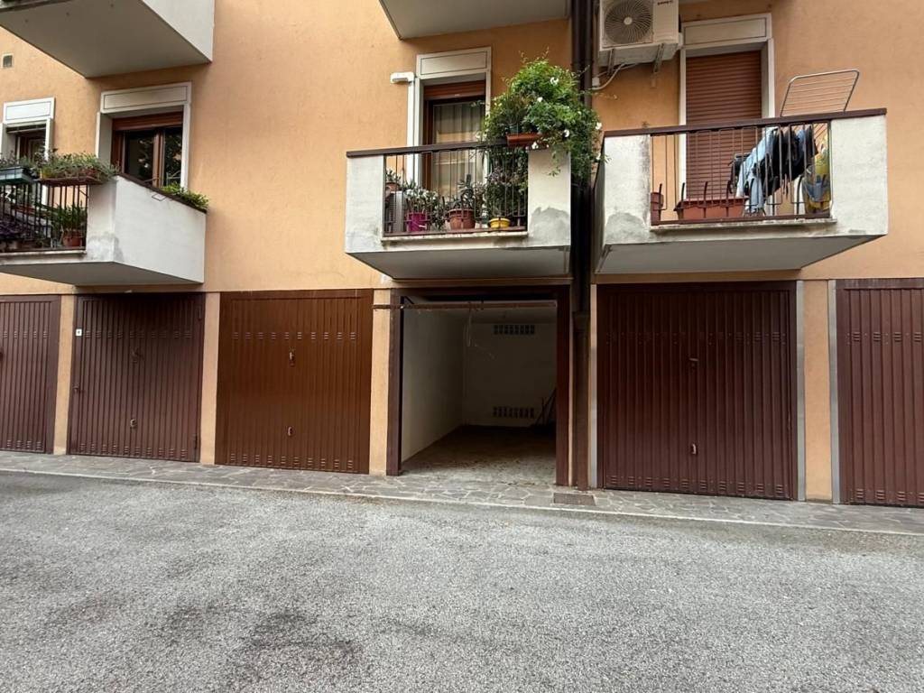 Box / garage a Vicenza in Viale Quintino Sella - Foto 3