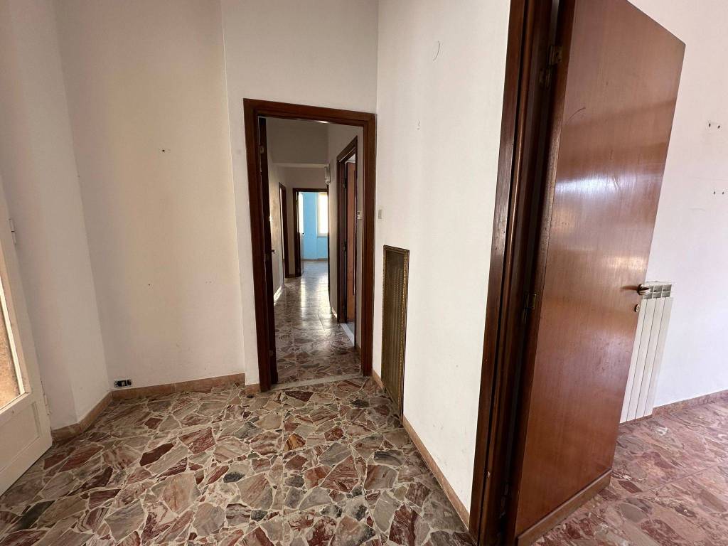 Appartamento a Orte in Via Pubblica Passeggiata - Foto 2