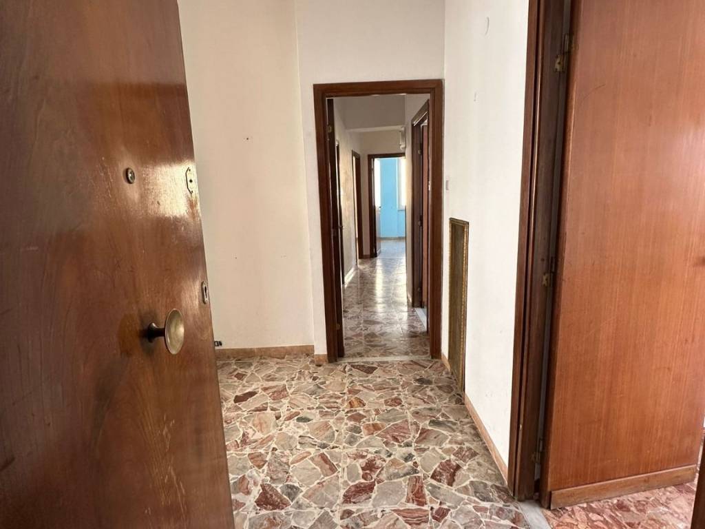 Appartamento a Orte in Via Pubblica Passeggiata - Foto 4