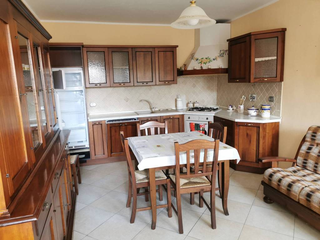 Casa indipendente a Montiglio monferrato in Frazione Carboneri, 65 - Foto 2