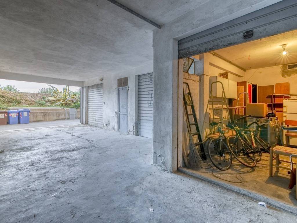Box / garage a Borghetto santo spirito in Corso Europa - Foto 3